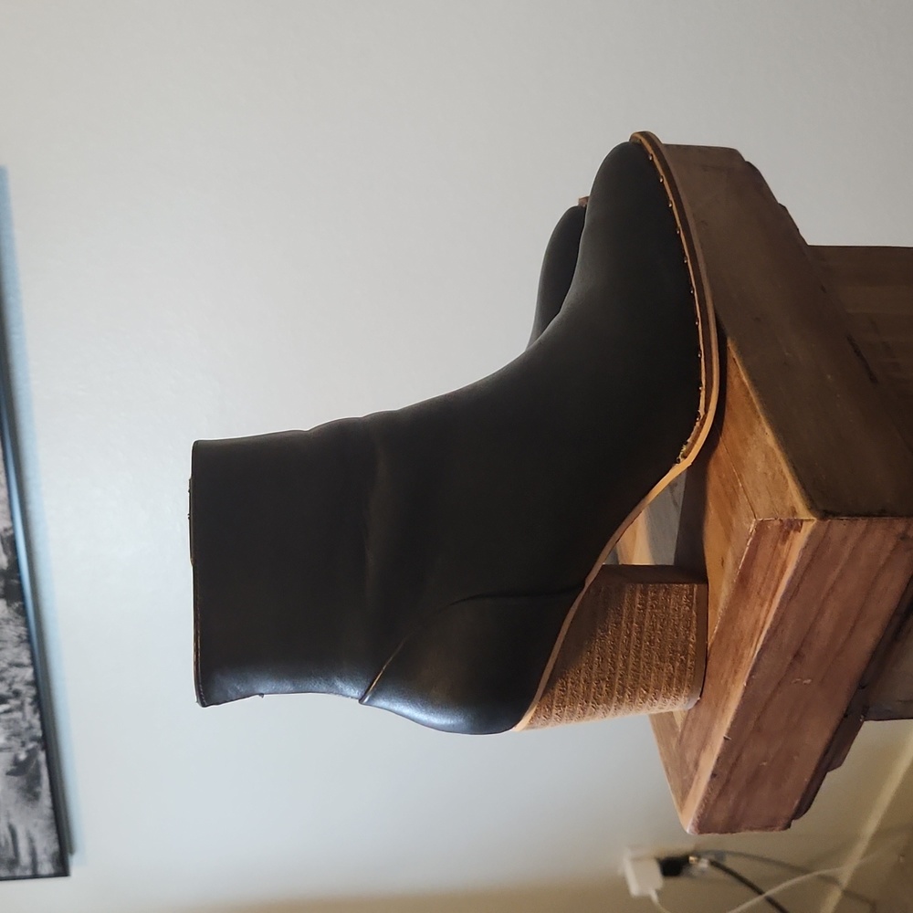 Women's Booties